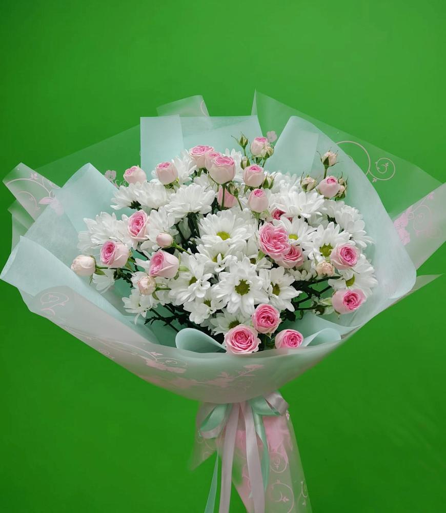 Букет влюбленный романтик в Сухиничах Букет цветов из: Розы и Хризантемы в Сухиничах