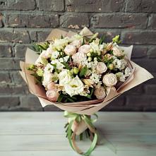 Букет нежное ассорти в Сухиничах Букет цветов из:  Альстромерии, Розы и Хризантемы в Сухиничах