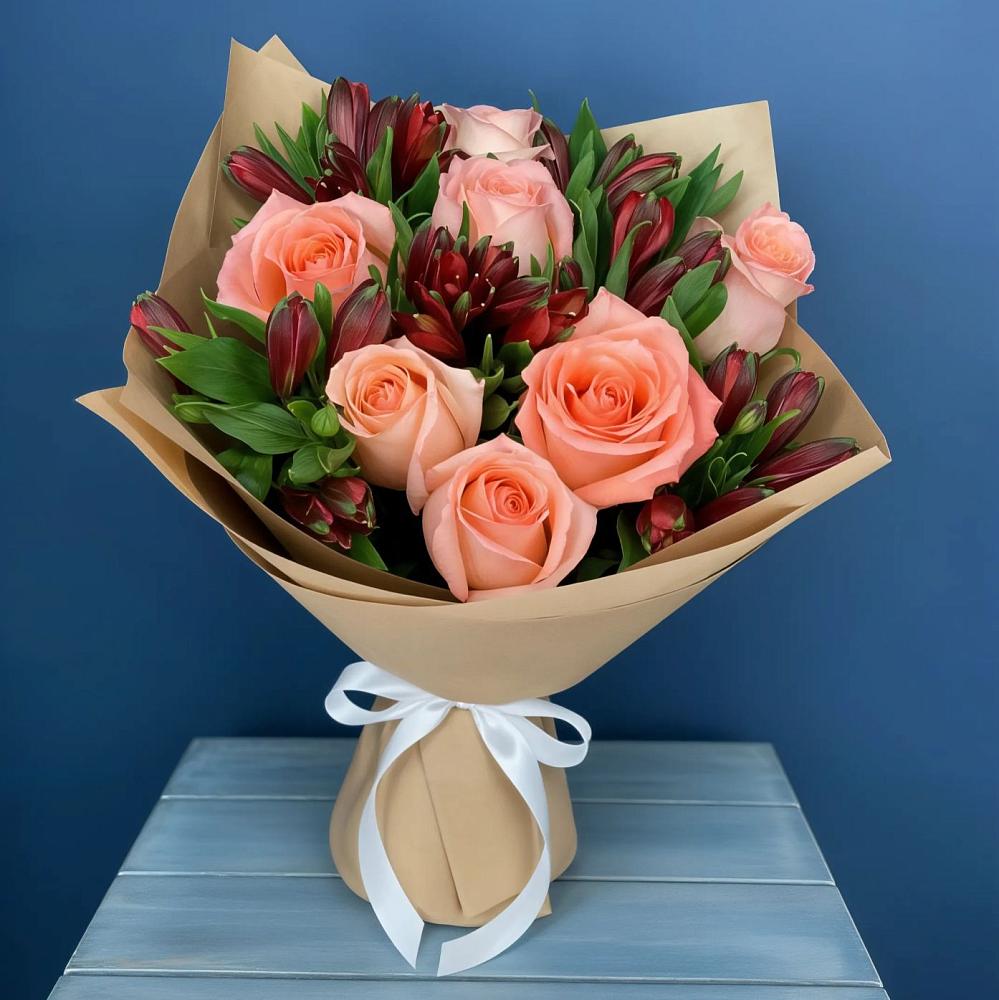 Букет Сплетённые любовью в Сухиничах Букет цветов из: Розы и Альстромерии в Сухиничах