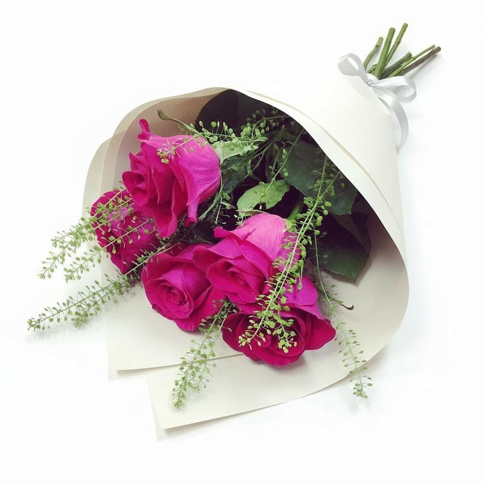 Букет ярко-розовый в Сухиничах Букет цветов из: Розы в Сухиничах