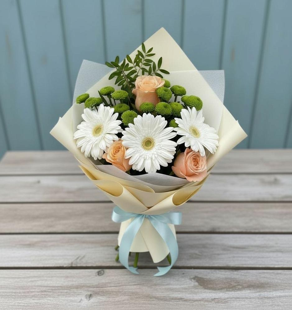 Букет герберы и розы в Сухиничах Букет цветов из: Герберы, Розы и Хризантемы в Сухиничах