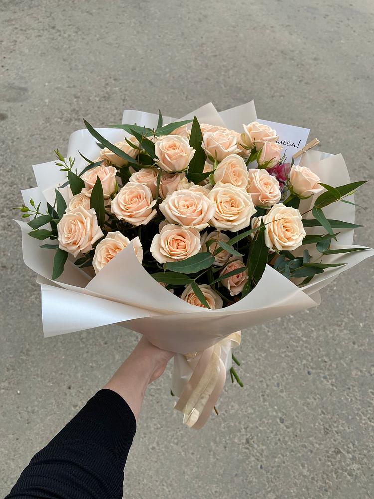 Кремовые розы Латте в Сухиничах Букет Кремовые розы Латте в Сухиничах