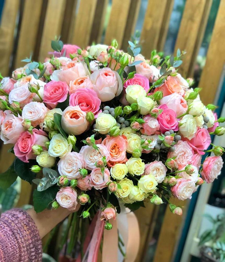 Букет розовый шик в Сухиничах Букет цветов из: Розы в Сухиничах