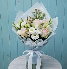 Букет очаровательный аромат #REPLACE_PRED# Сухиничах Букет цветов из:  Розы и Лизиантусы #REPLACE_PRED# Сухиничах