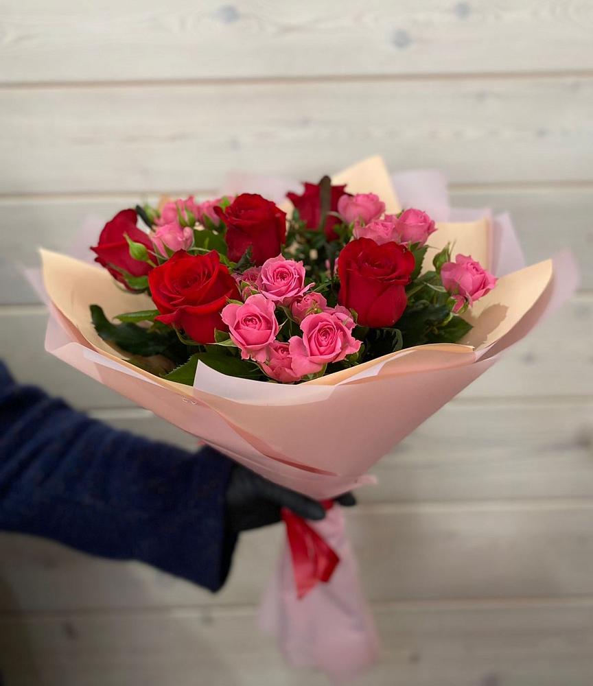 Букет тайны любви в Сухиничах Букет цветов из: Розы в Сухиничах