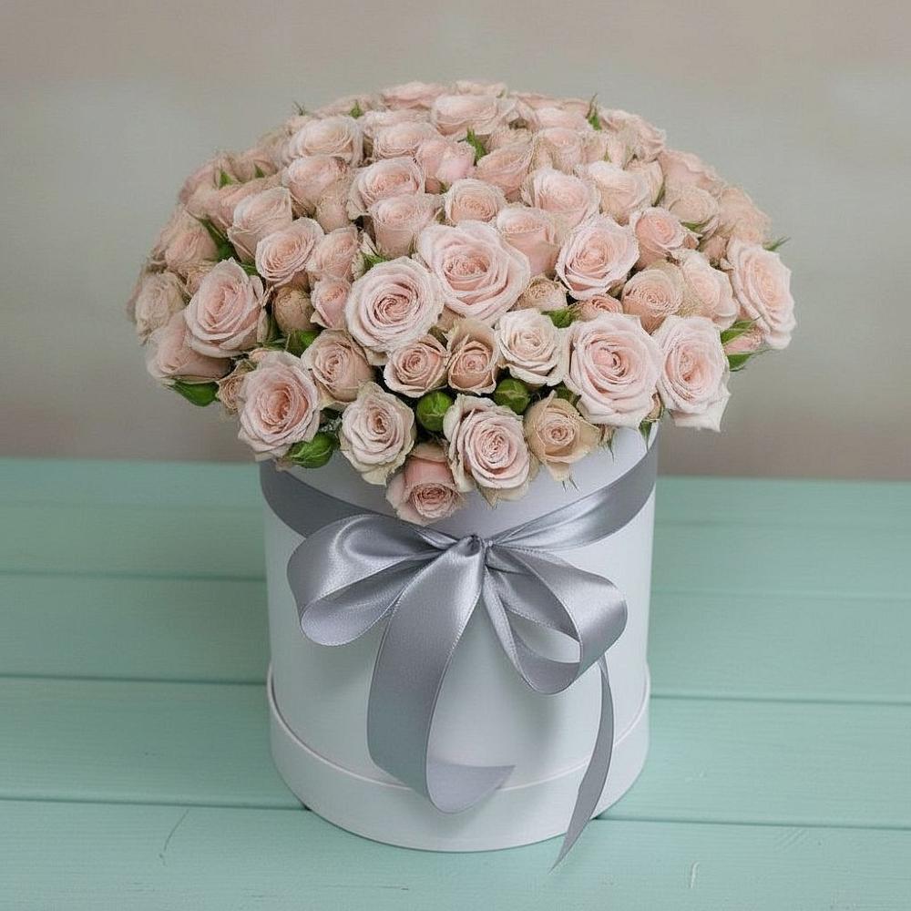 Композиция утонченная красота в Сухиничах Цветочная композиция из Розы в шляпной коробке в Сухиничах